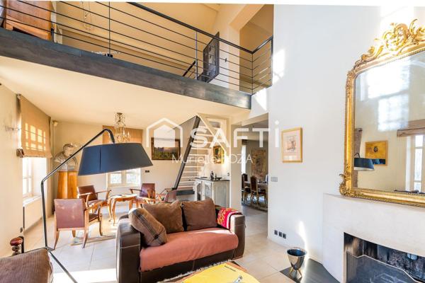 Maison d'architecte à proximité du centre-ville, des écoles et des commerces