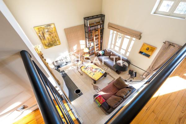 Maison d'architecte à proximité du centre-ville, des écoles et des commerces