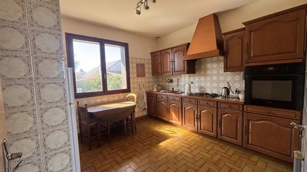 Vente                                                      Maison
                        
                     5 pièces                      122 m2                     à Aubigny-sur-Nère