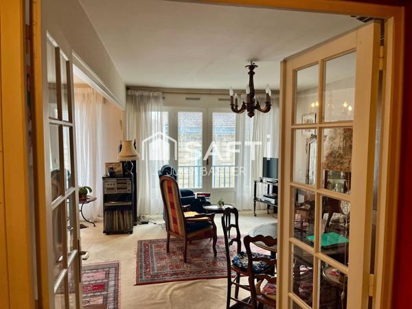 Bordeaux Caudéran - Grand appartement de 122m2 avec 3 chambres, double salon, loggia, garage