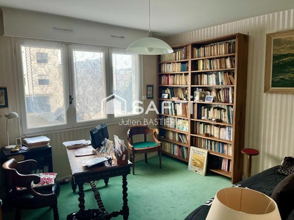 Bordeaux Caudéran - Grand appartement de 122m2 avec 3 chambres, double salon, loggia, garage