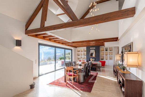 MARIGNIER - Propriété Vue Panoramique Vallée de l'Arve avec Piscine