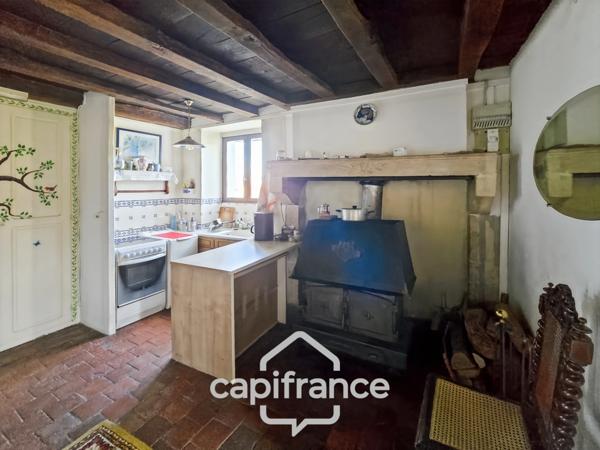 Maison de campagne à Nolay (58) avec dépendance en pierre et 7 397 m² de terrain