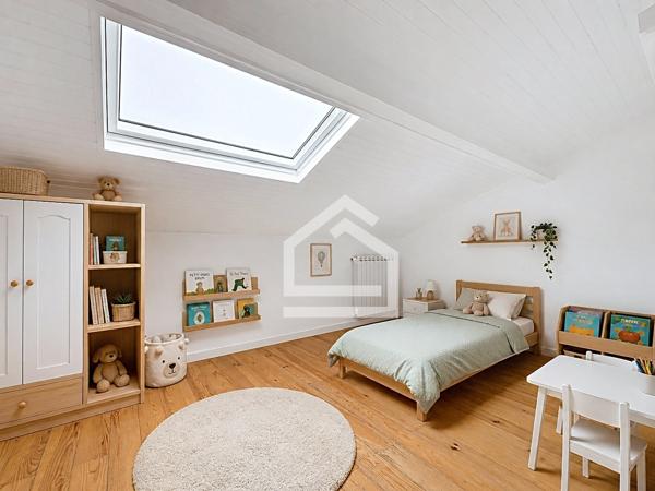 Maison 5 pièce(s) 4 chambre(s) 145 m²