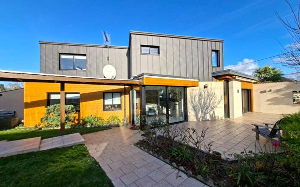 Maison à vendre    5 pièces • 175 m2 Locquirec