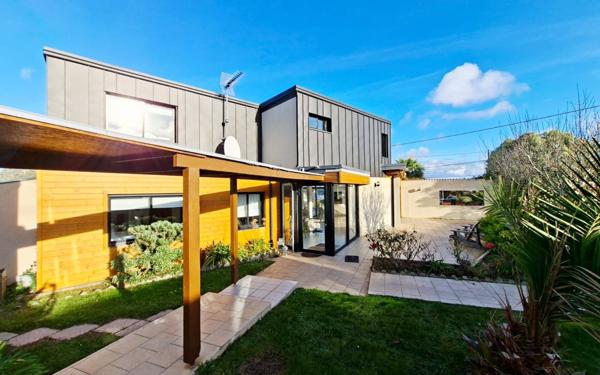 Maison à vendre    5 pièces • 175 m2 Locquirec