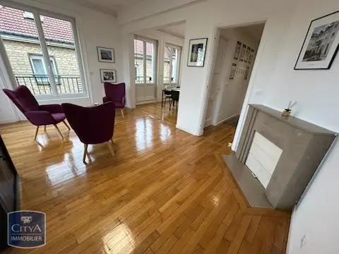 Appartement à louer 6 pièces 103.28m²
