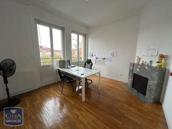 Appartement à louer 6 pièces 103.28m²