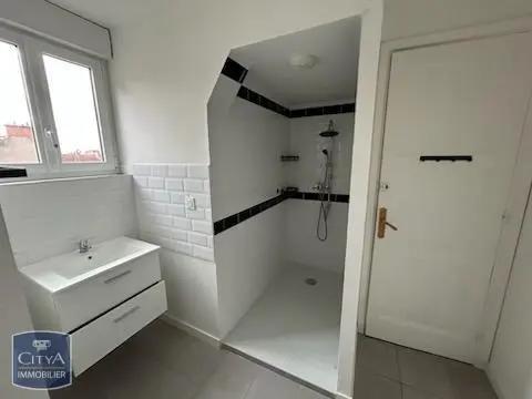 Appartement à louer 6 pièces 103.28m²