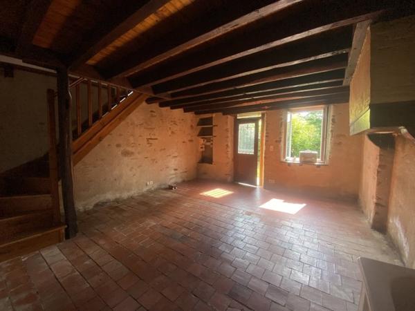 Maison à vendre |  Saint-Denis-de-Jouhet |  2 pièces | 40 m²