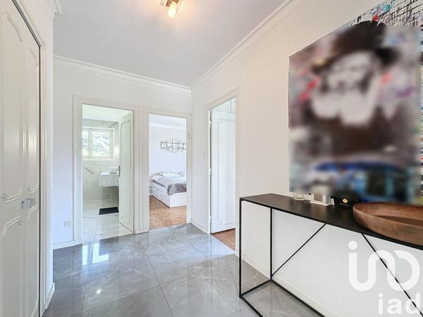 Maison 5 pièces de 121 m² à Écully (69130)