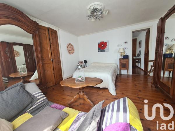 Maison 8 pièces de 216 m² à Villard-Bonnot (38190)