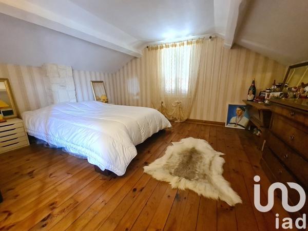 Maison 8 pièces de 216 m² à Villard-Bonnot (38190)