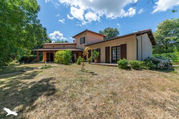 Maison à vendre |  Lacourt-Saint-Pierre |  6 pièces | 164 m²