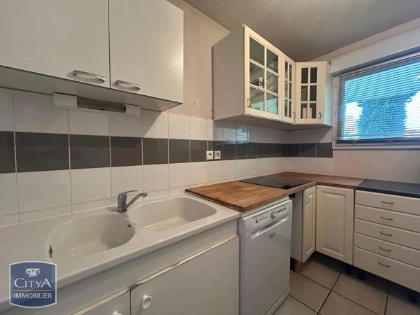 Appartement à louer 3 pièces 62.98m² Montauban (82000)