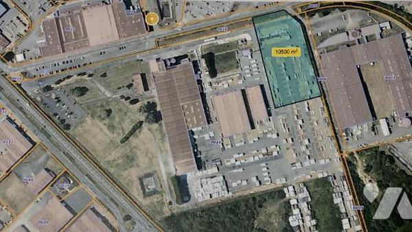 SABLE SUR SARTHE : PARCELLE EN ZONE CONSTRUCTIBLE en zone industrielle et commerciale