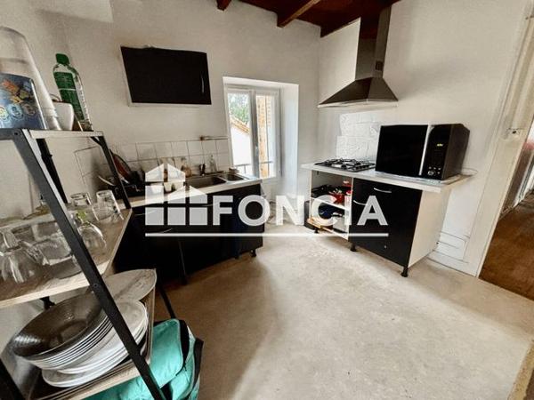 À vendre Immeuble 158 m² - La Couronne 16440