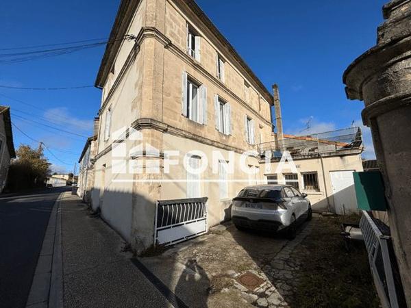 À vendre Immeuble 158 m² - La Couronne 16440