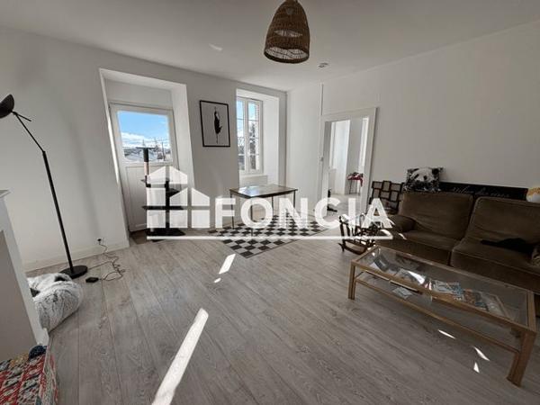 À vendre Immeuble 158 m² - La Couronne 16440