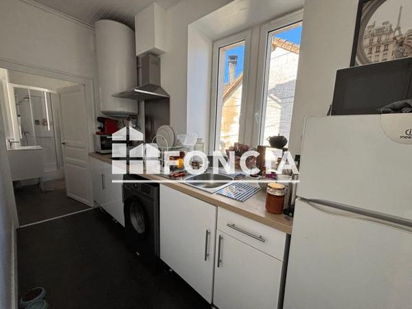 À vendre Immeuble 158 m² - La Couronne 16440