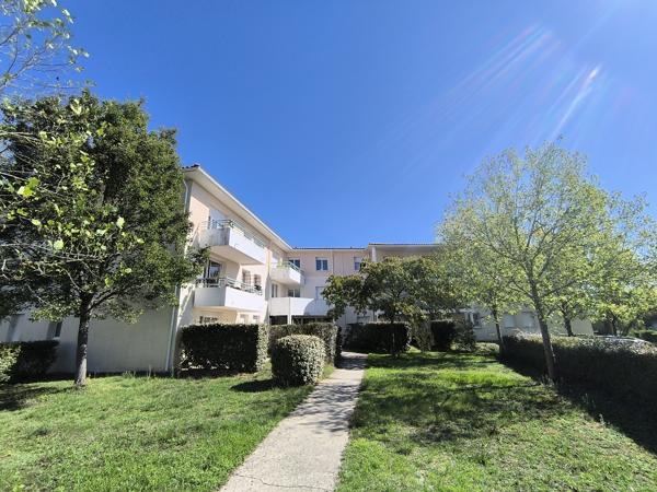 Appartement T3 avec balcon et parking