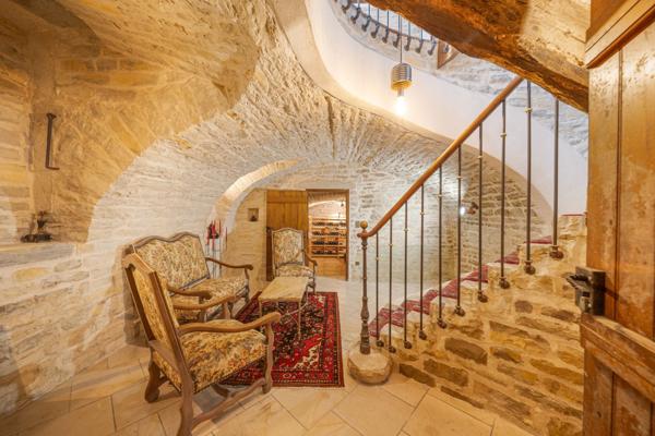 Vente propriété 480 m² 12 Pièces Corcelles-les-Monts