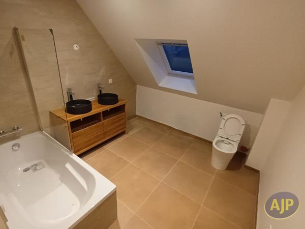 Location maison Berric : 1 100 € - AJP Immobilier Questembert