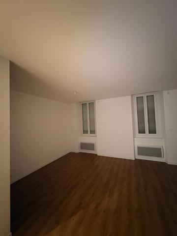 La valentine (13011) À louer – T2 entièrement rénové – Marseille 11ème Vincent andreux