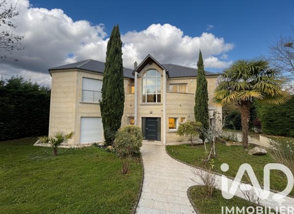 Maison à vendre 10 pièces 350 m² Noisy-le-Grand