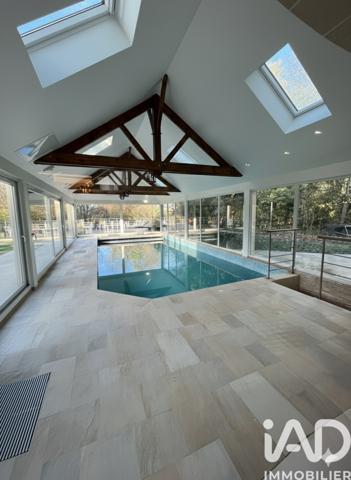 Maison à vendre 10 pièces 350 m² Noisy-le-Grand