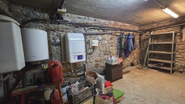 Ardèche, dans la belle Vallée de l’Eyrieux – Saint-Fortunat-sur-Eyrieux – Au bord de la voie douce La Dolce Via - Grande maison, prête à habiter - 800m² de terrain