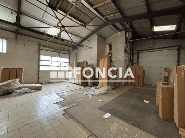 À vendre Local commercial 350 m² - Digne-les-bains 04000