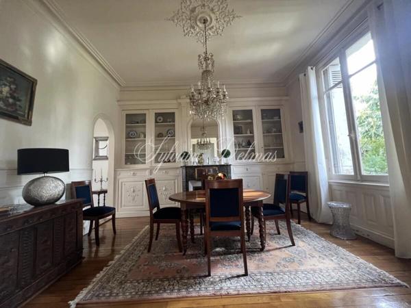 Maison bourgeoise à vendre 6 pièces TOURS (37)