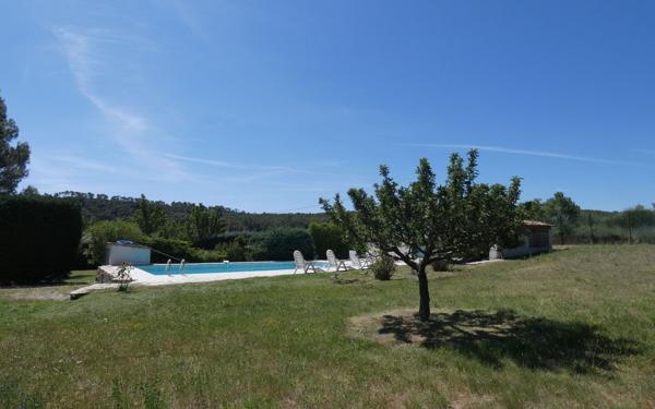 Maison à vendre    5 pièces •  Sillans-la-Cascade