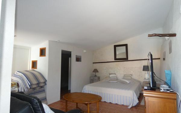 Maison à vendre    5 pièces •  Sillans-la-Cascade