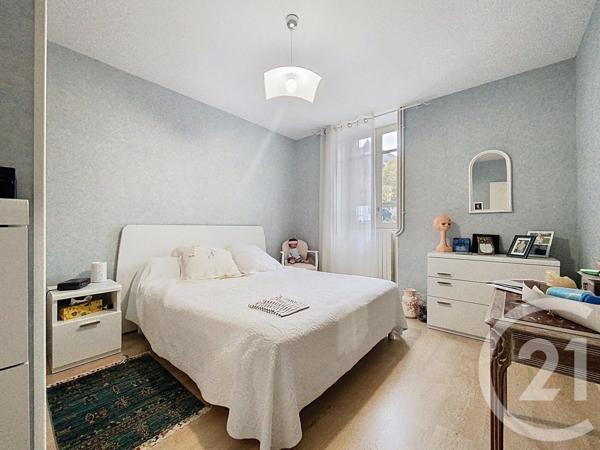 Maison à vendre  4 pièces - 99,46 m2 LE MONTET - 03