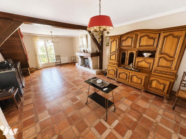 À BLOIS (41000) – Charmante maison familiale avec jardin.