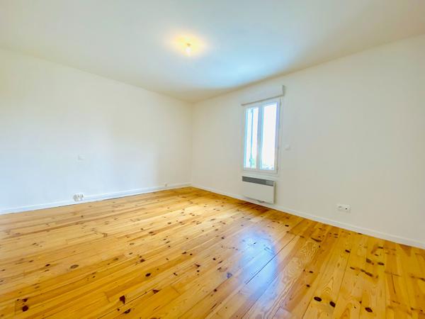 Maison à étage T3 rénovée - Réf ARA