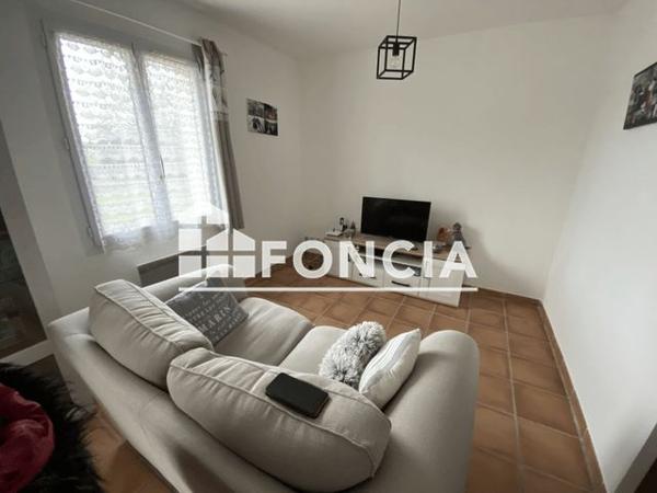 Location Maison 3 pièces 65 m² - 5 RUE JEAN MOULIN St Aubin Le Depeint 37370