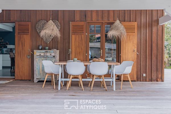 Superbe Villa drapée de Cèdre Rouge à La Hume