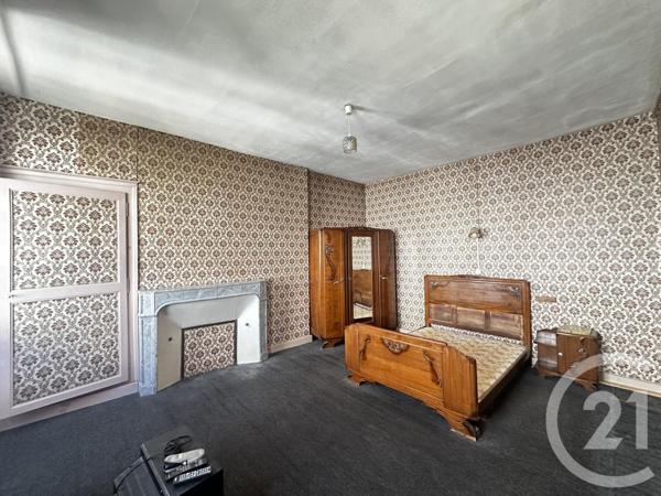 Maison à vendre  4 pièces - 138,65 m2 CHEF BOUTONNE - 79