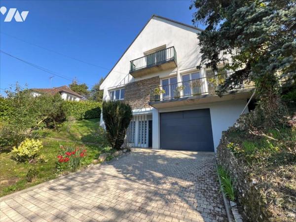 PROPRIETE 8 PIECES 220m²