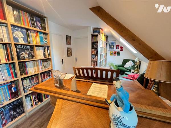 PROPRIETE 8 PIECES 220m²