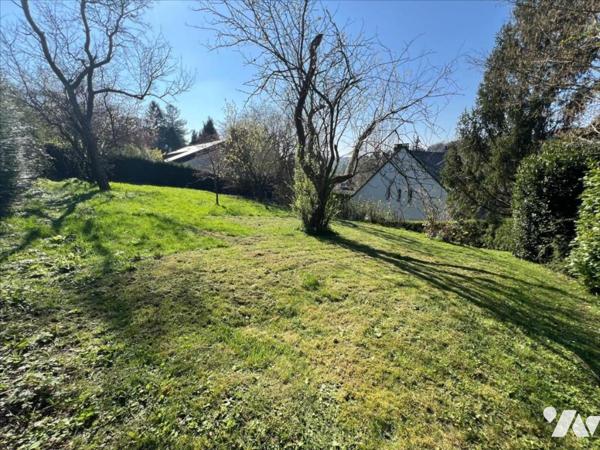 PROPRIETE 8 PIECES 220m²