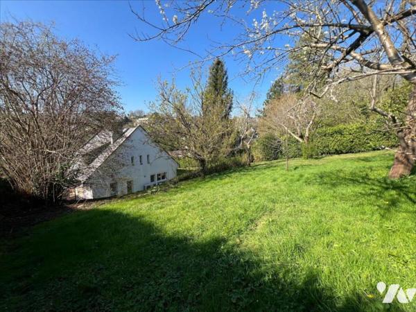 PROPRIETE 8 PIECES 220m²