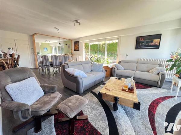 PROPRIETE 8 PIECES 220m²