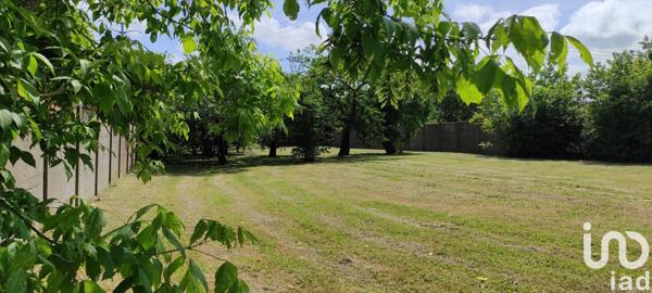 Terrain à vendre 1 050 m² Luisant