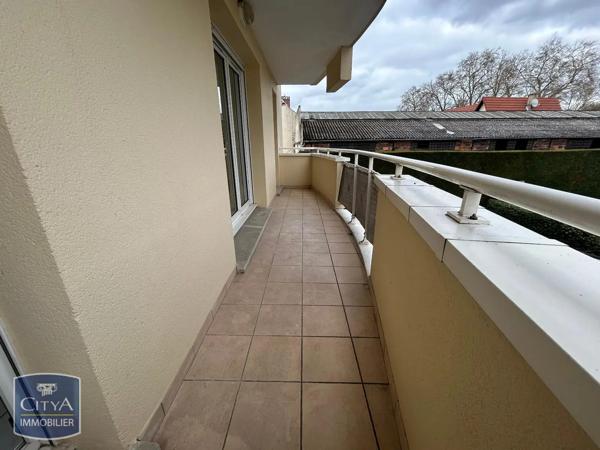 Appartement à louer 2 pièces 41m² Saint-Germain-lès-Arpajon (91180)