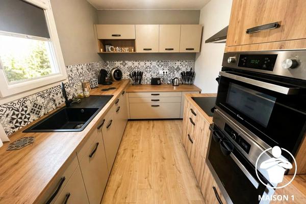 Vente                                                      Maison
                        
                     5 pièces                      150 m2                     à Penne-d'Agenais