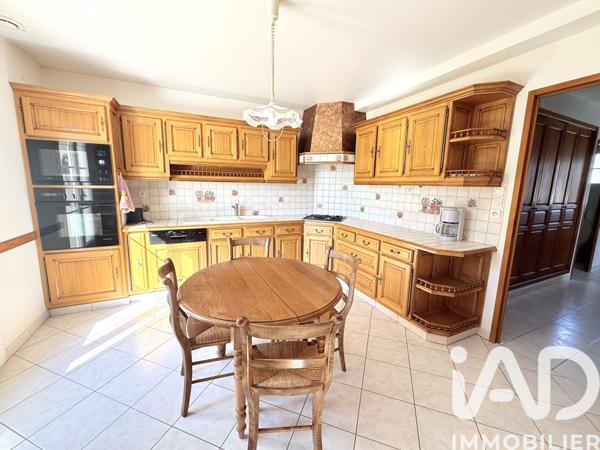 Maison à vendre 5 pièces 105 m² Yèvres